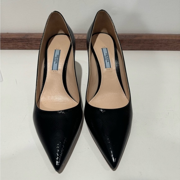 Prada Pumps- size 39 - Picture 1 of 8